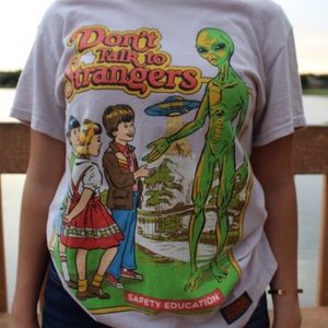 Dont Talk To Strangers Tee